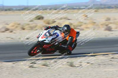media/Jan-10-2025-CVMA Friday Practice (Fri) [[489e0da257]]/Group 3 and NRS/Session 2 (Turn 4 Inside)/